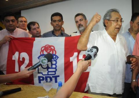 PDT de Amazonino briga por inserções na TV Amazonas